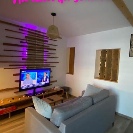 Ferienwohnung Au Coeur Du Senechal Marquise Exterior foto