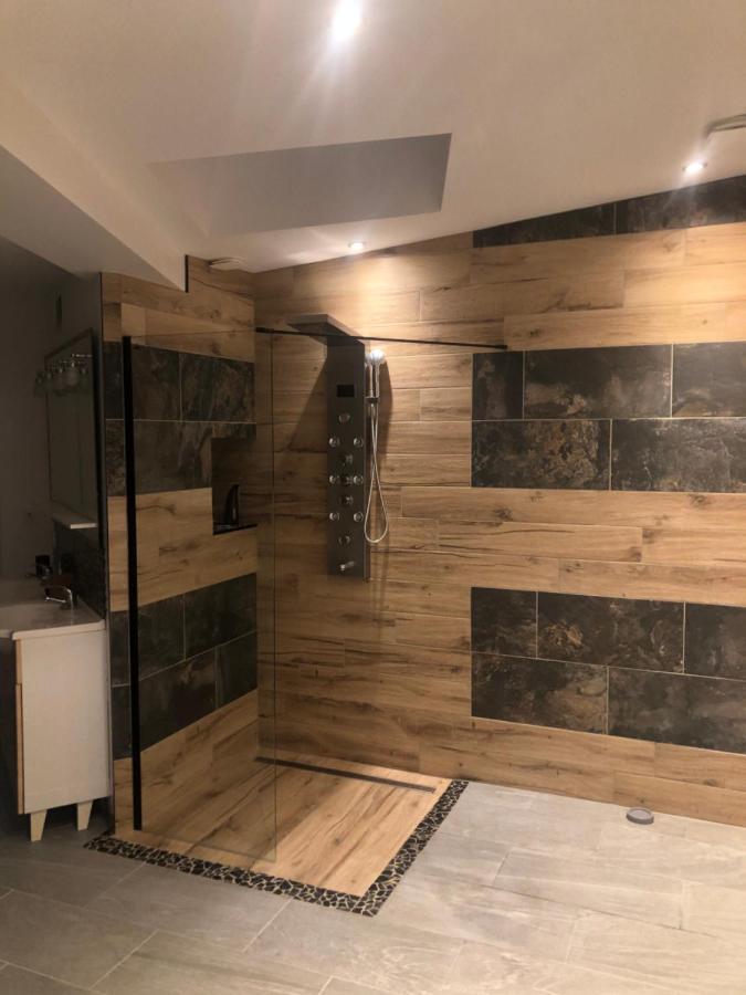 Ferienwohnung Au Coeur Du Senechal Marquise Exterior foto