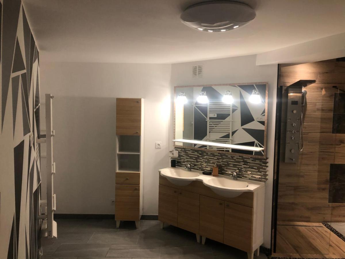 Ferienwohnung Au Coeur Du Senechal Marquise Exterior foto