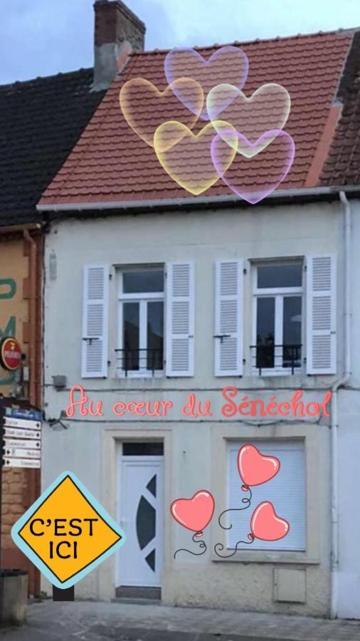 Ferienwohnung Au Coeur Du Senechal Marquise Exterior foto