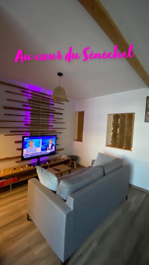 Ferienwohnung Au Coeur Du Senechal Marquise Exterior foto